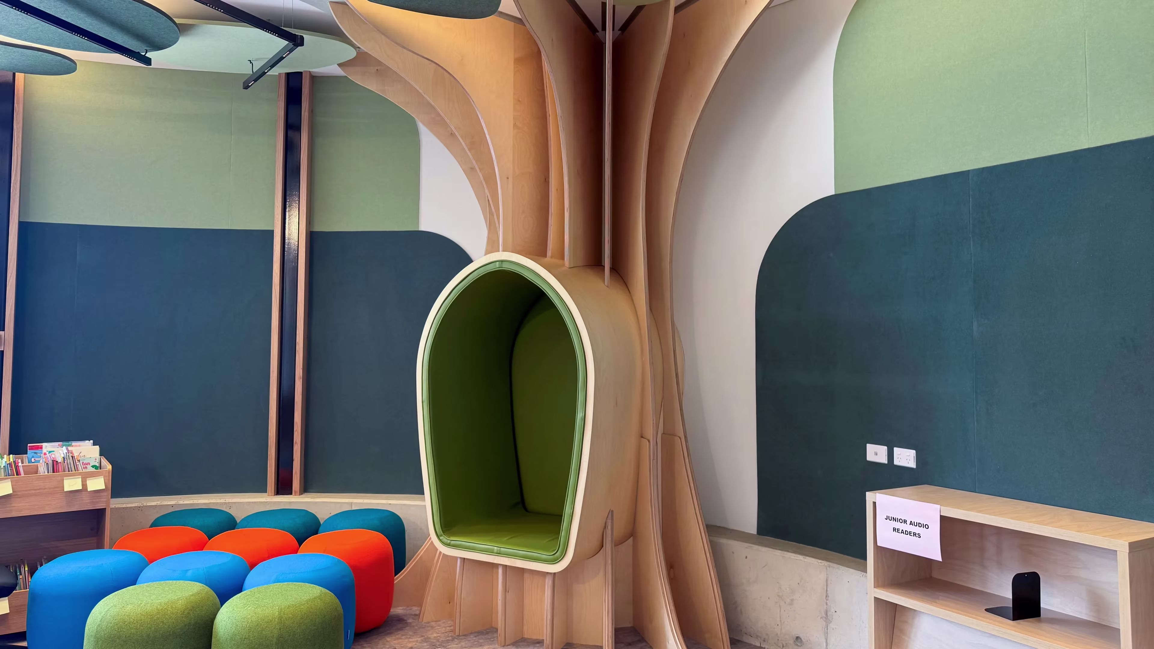 Dordaak Kepup Library, Landsdale - Custom Joinery